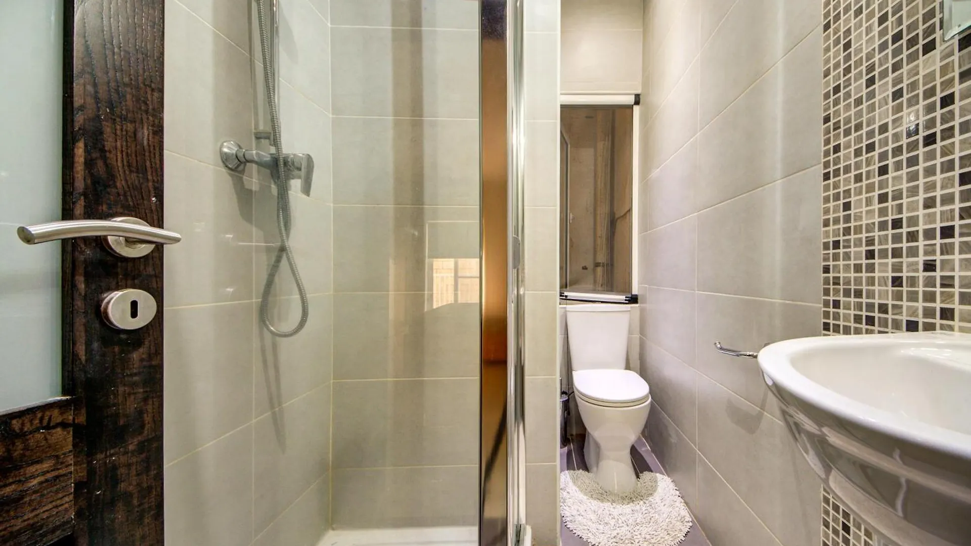 Apartamento Modern 2Br Home With Balcony & Wifi In St Julians By 360 Estates San Julián